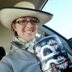 Meet your Posher, Megan